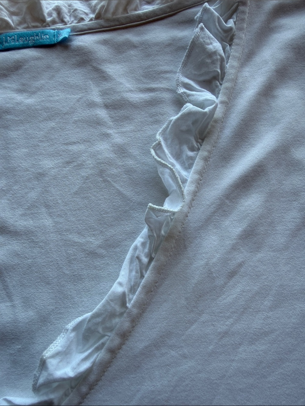 J. McLaughlin Women’s White Top Ruffle V-Neck XL - Picture 3 of 6